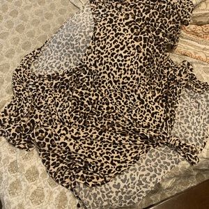 Cheetah print knotty top